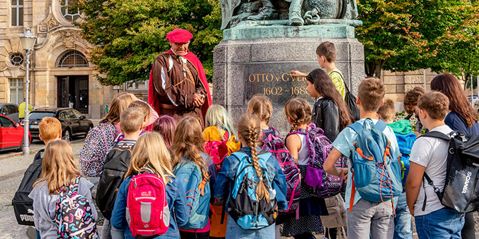 Kostümführung für Schulklassen