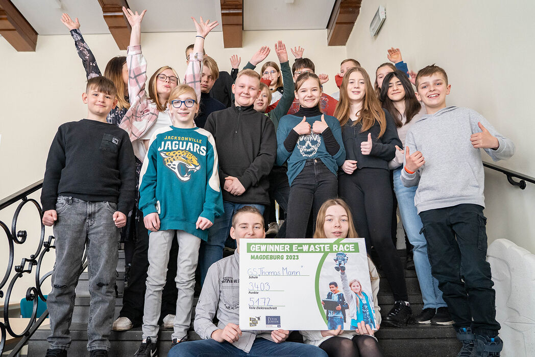 Sieg E-Waste-Race Magdeburg: Klasse der Gemeinschaftsschule Thomas Mann © Landeshauptstadt Magdeburg, Romy Buhr
