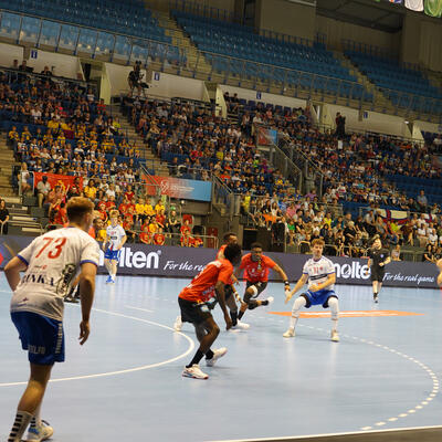 Vorrundenspiel der U21-Handball-WM 2023 in Magdeburg