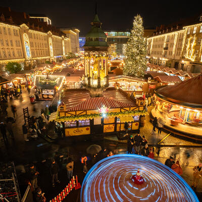 Weihnachtsmarkt Magdeburg 2023 von oben