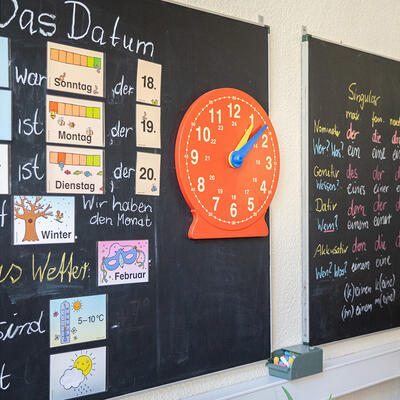 Volkshochschule Magdeburg bietet Zugang zu Grundbildung und Alphabetisierung