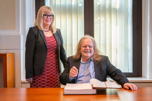 Magdeburgs Oberbürgermeisterin Simone Borris und Musiker Eugen Schaal