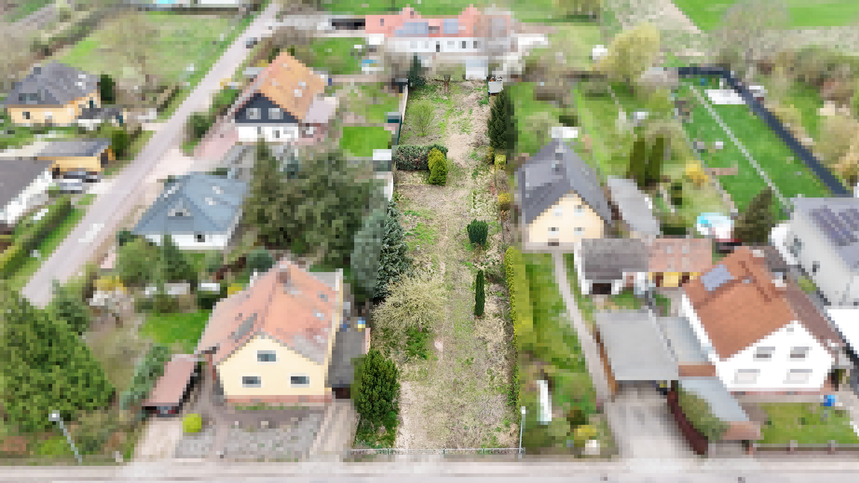 Bild vergrößern: Diesdorfer Privatweg 42_verpixelt