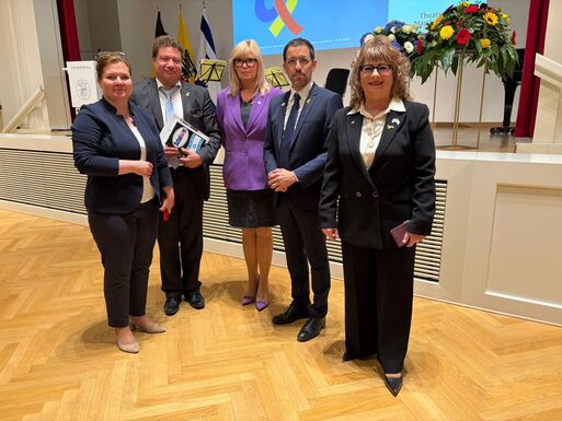 Israelische Delegation aus Kiryat Motzkin