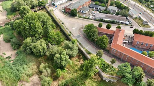 Bild vergrößern: Übersicht zur Instandsetzung der Ufermauer südlich der Kanonenbahn
