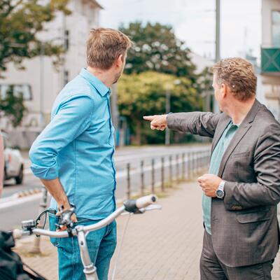Bild vergrößern: AcceleRAD-Projekt: Umsetzung geschtzter Radstreifen auf Groer Diesdorfer Str. gestartet