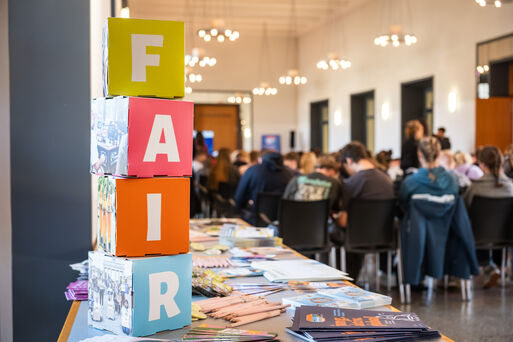 Bild vergrößern: Fairtrade-Schülerakademie in Magdeburg